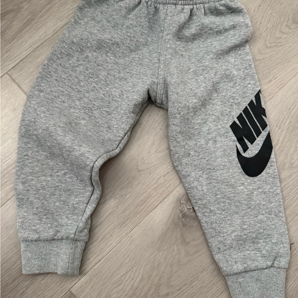 Nike Kids Heather Gray Joggers